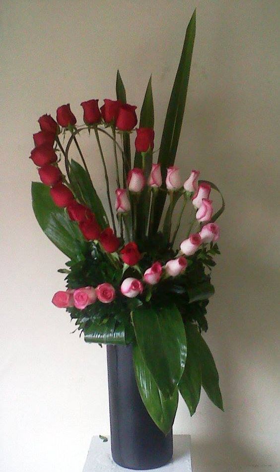 Valentine's vase and arrangement